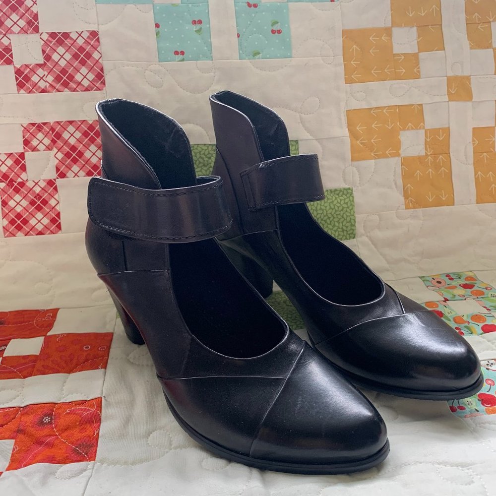Spring Step L'Artiste Black Dress Shoe